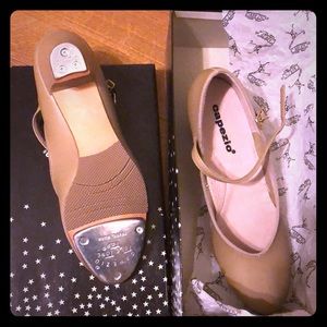 Capezio tap shoes